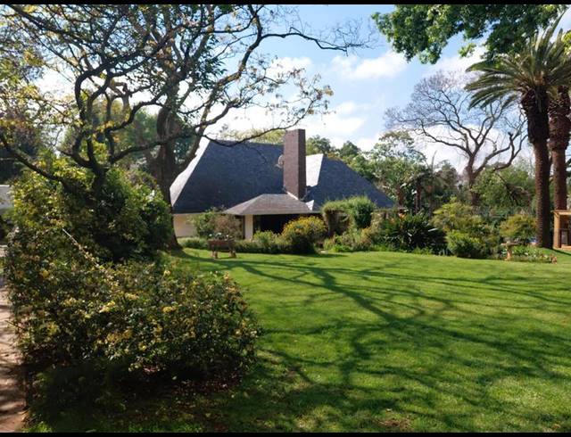 6 BEDROOM HOUSE FOR SALE IN ILLOVO
